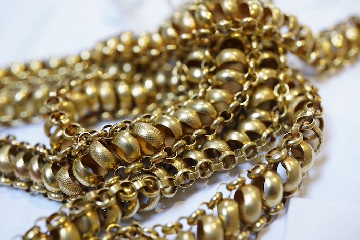 A gold long guard chain, 19th century